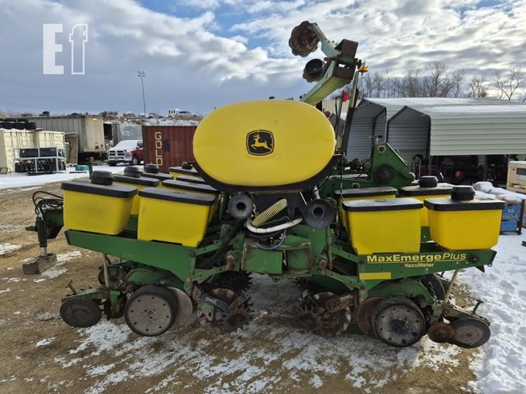 john-deere-1760-image-10