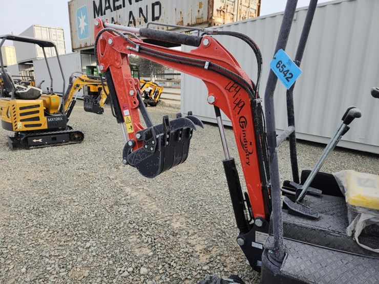 #5014-•-unused-agt-mx15rx-mini-excavator-image-10