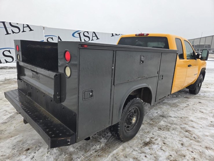 2008-chevrolet-2500-image-5