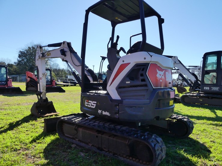 2020-bobcat-e35-image-4