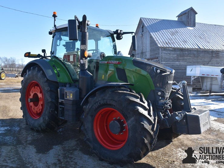 2023-fendt-728-vario-image-3