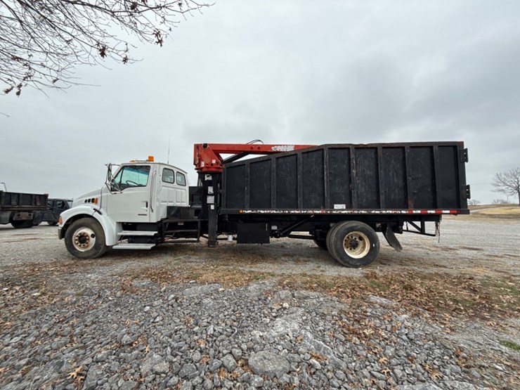 #30694-•-2008-sterling-litter/debris-truck-image-5