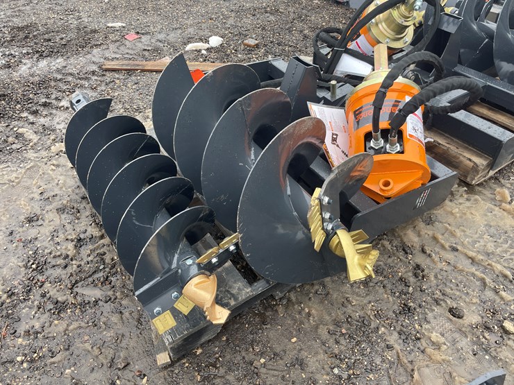 #1153-•-unused,-landhonor-skidsteer-loader-auger-image-3