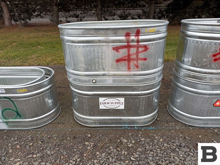 behlen-country-galvanized-round-end-stock-tanks---factory-defect/damaged-image-1