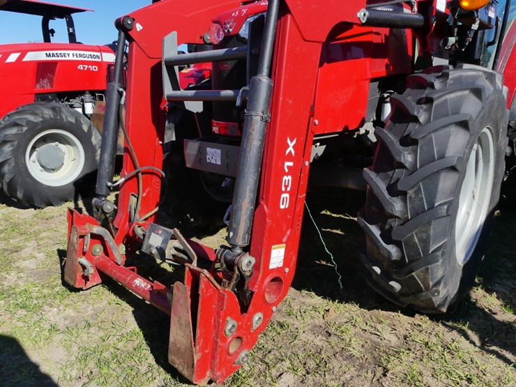 massey-ferguson-4710-image-11