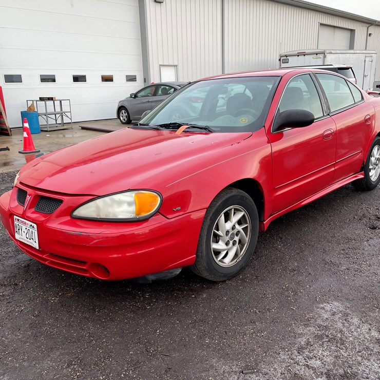 #1005 • 2004 Pontiac Grand Am Sedan (Has WI Title)