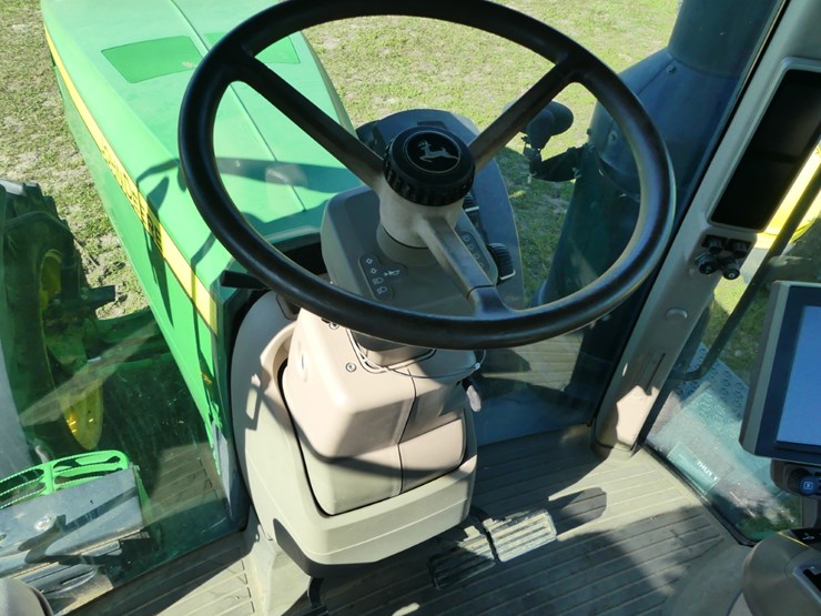 2017-john-deere-8245r-image-12