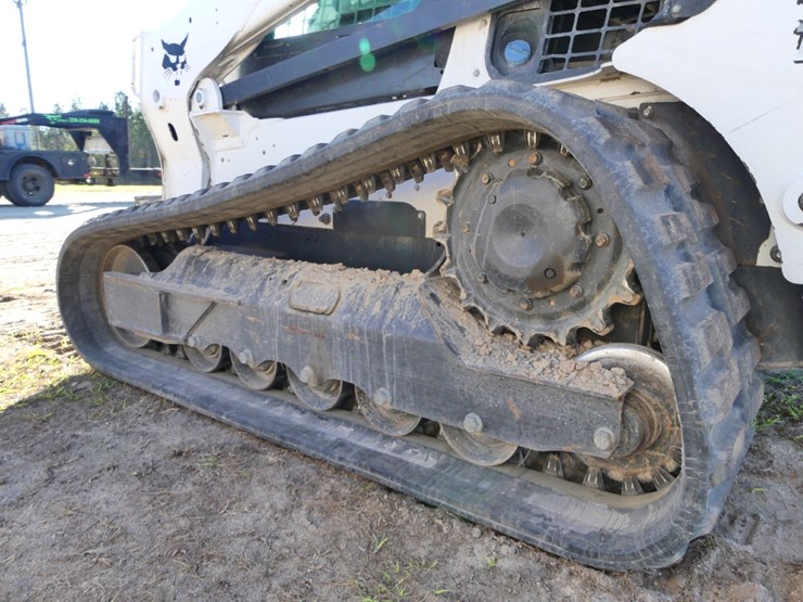 2021-bobcat-t770-image-6