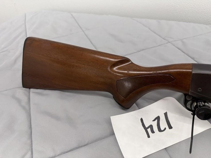 remington-wingmaster-870-16-gauge-shotgun-image-3