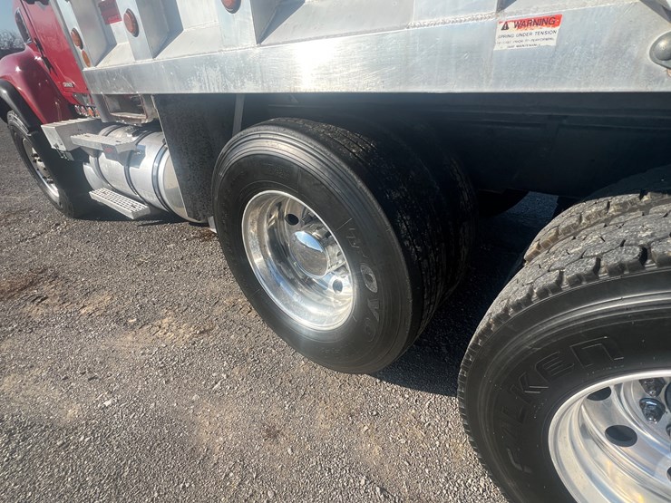 2004-mack-granite-cv713-image-10