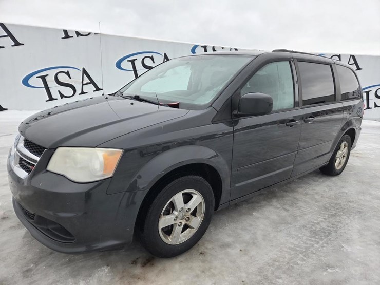 2012-dodge-grand-caravan-image-1