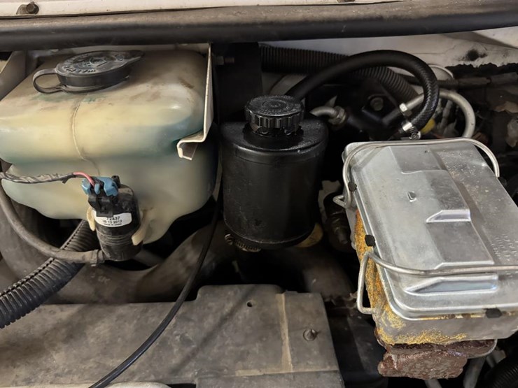 #2225-•-1996-chevrolet-box-truck-image-36