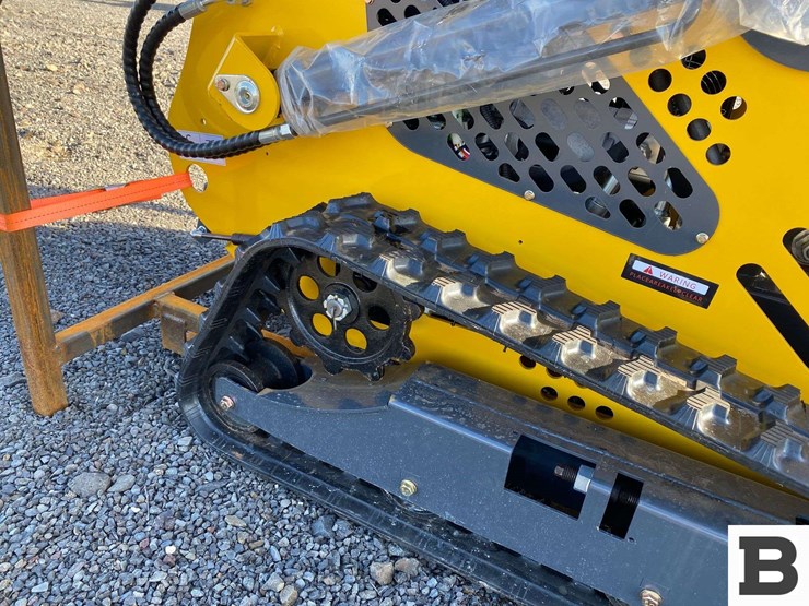 2025-sdlanch-sdll60-mini-skid-steer-loader-image-13