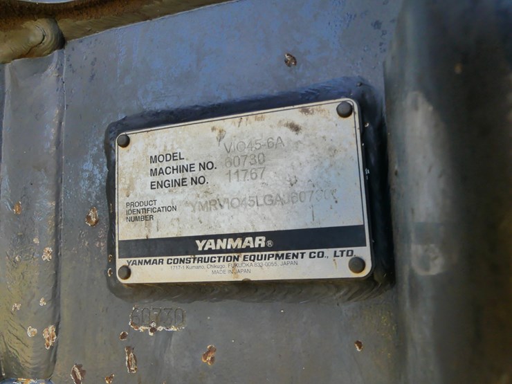 2016-yanmar-vio45-image-16