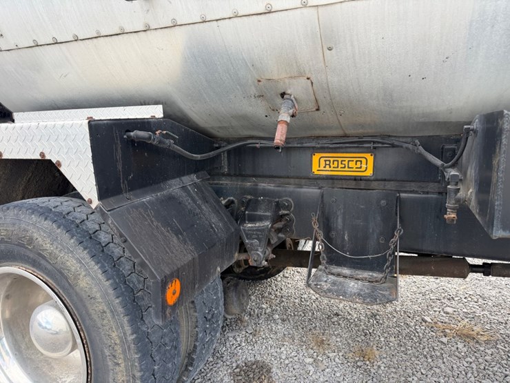 1994-ford-f700-image-15