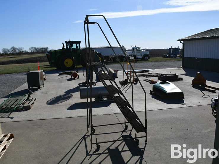 metal-rolling-stand-image-4