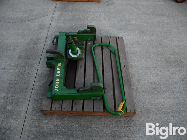 pallet-of-john-deere-support-image-4