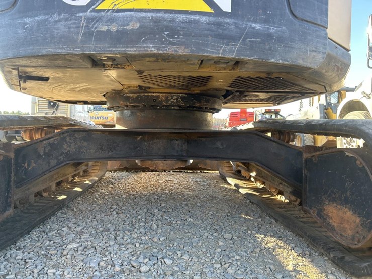 caterpillar-307-image-43