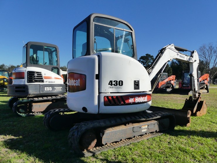 2009-bobcat-430-image-3