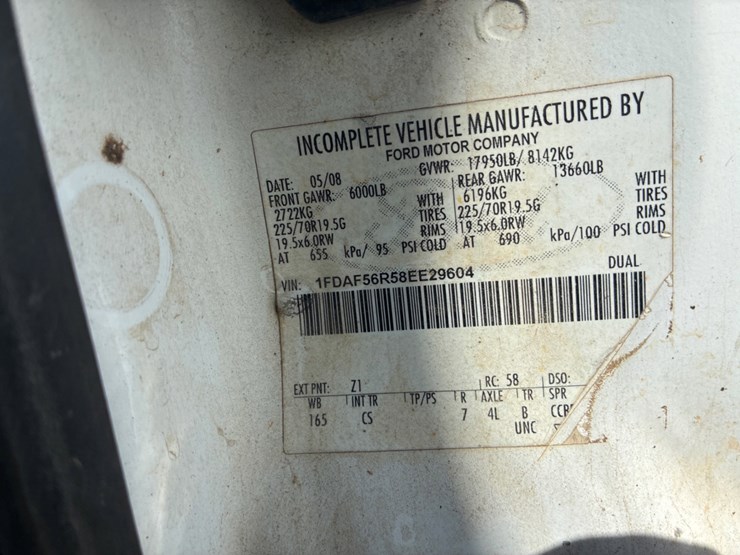 2008-ford-f550-image-10