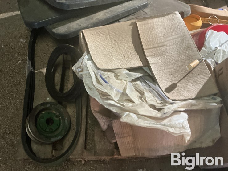 john-deere-200-image-14