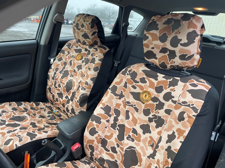 #1026-•-2006-pontiac-vibe-hatchback-(has-wi-title)-image-24