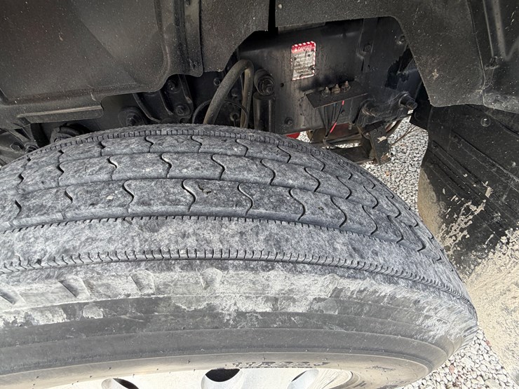 2014-mack-pinnacle-chu613-image-4