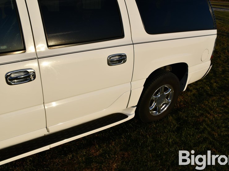 2003-gmc-yukon-xl-image-16