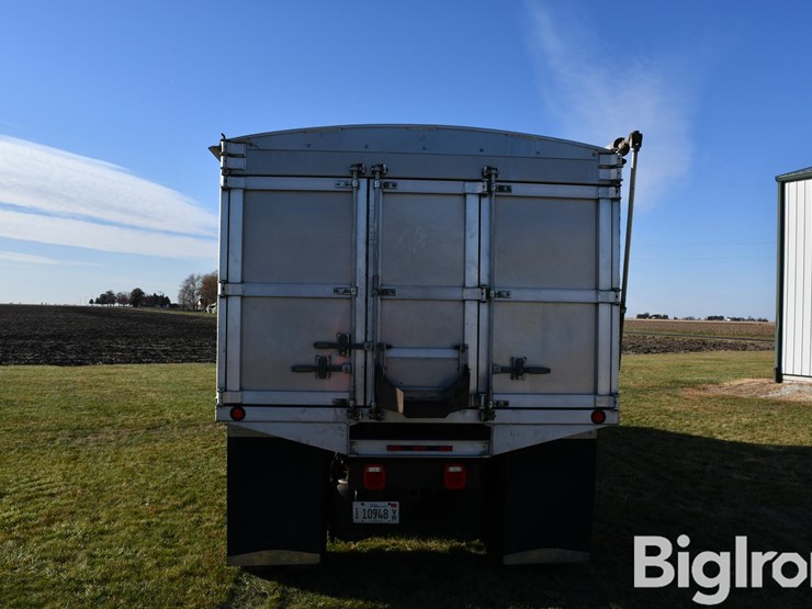 2007-international-durastar-4400-image-6