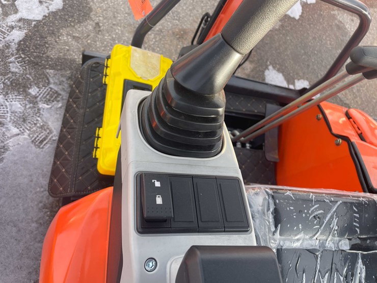 #2000-•-2025-unused-me18-mini-excavator-(o9)-image-7