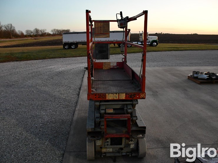 2006-skyjack-sjii-3219-scissor-lift-image-6