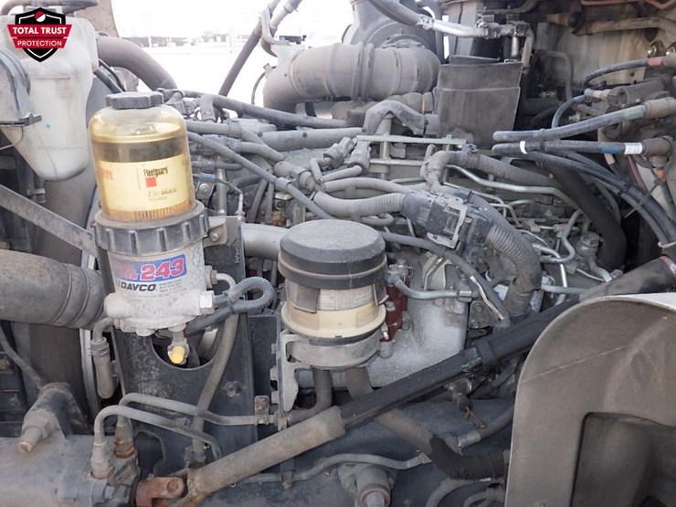 2020-hino-268a-image-14