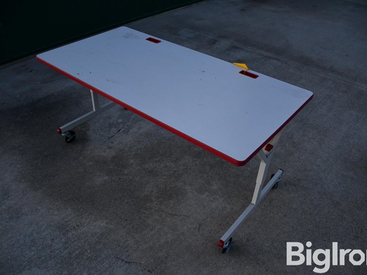 60"x30"-desk-image-1