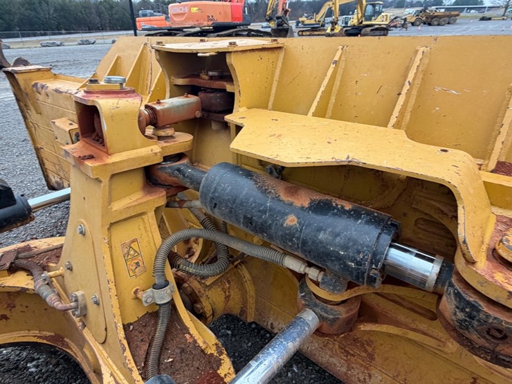 2020-caterpillar-d5-lgp-image-15