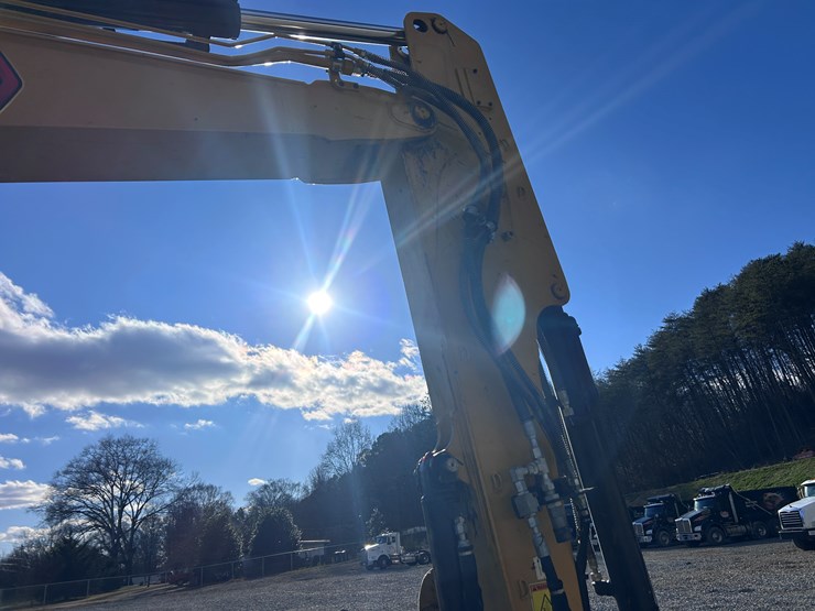 caterpillar-306-cr-image-32