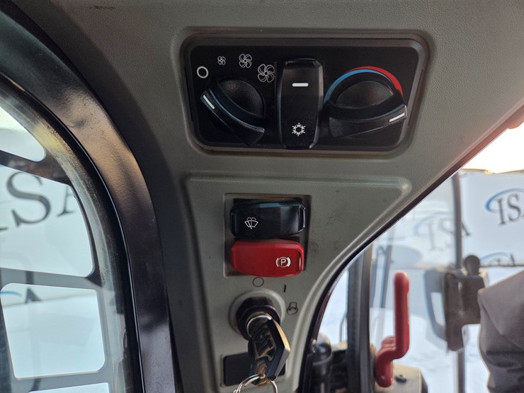 caterpillar-299d3-image-39