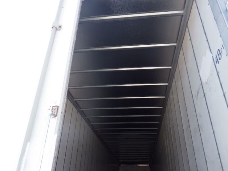 2015-great-dane-van-image-16