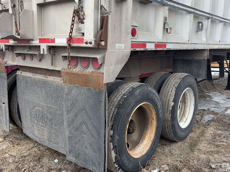 1997-mac-34ft-dump-trailer,-tires-are-80%,-new-hoist-2-years-ago,-new-liner-2-years-ago,-automatic-roll-tarp,-new-jacks,-just-downsizing,-nice-trailer-image-17