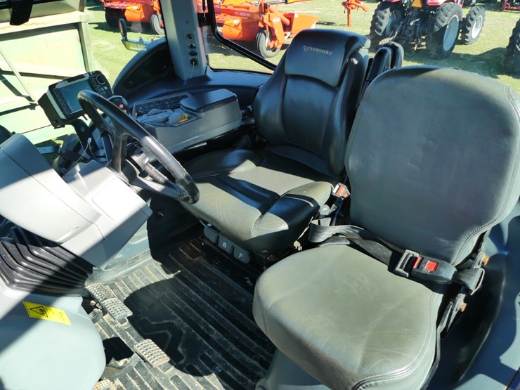 2017-versatile-260-image-12