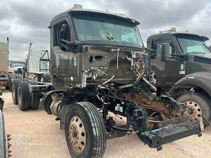 2019-kenworth-t880-image-2