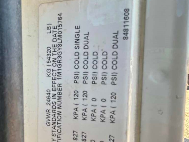 2020-mack-granite-image-15