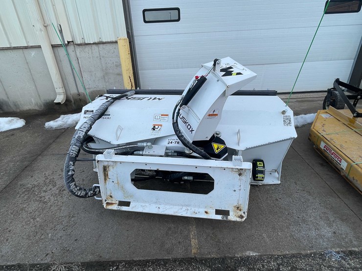 #1996-•-2024-muskox-78”-skid-steer-snow-blower---the-snow-blower-that-back-drags!-(o4)-image-9