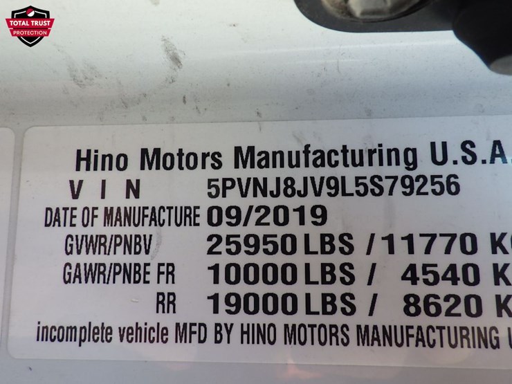 2020-hino-268a-image-12