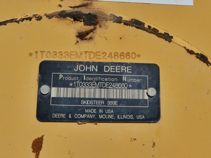 2013-deere-333e-image-18