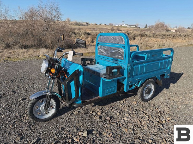 2025-ir-iret13-electric-tricycle-image-1
