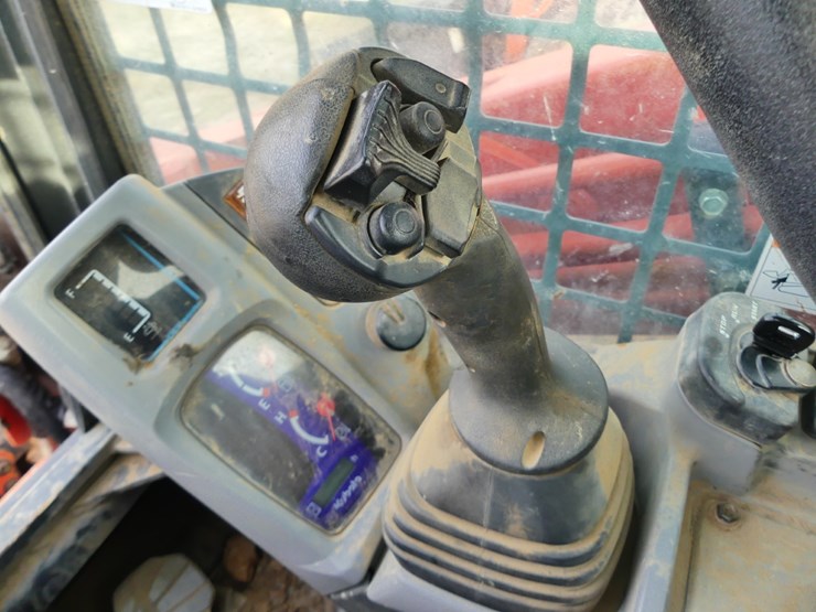 kubota-svl97-2-image-13