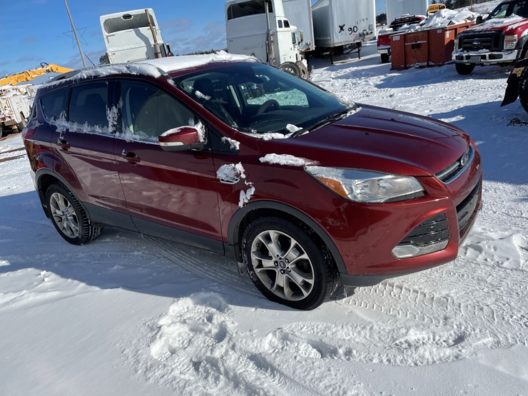 2014-ford-escape-titanium-image-4