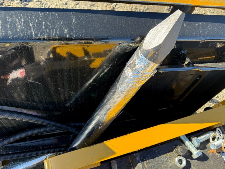 #22794-•-unused-agt-sshh680-skid-steer-hydraulic-breaker-sshh68025111503d-image-7