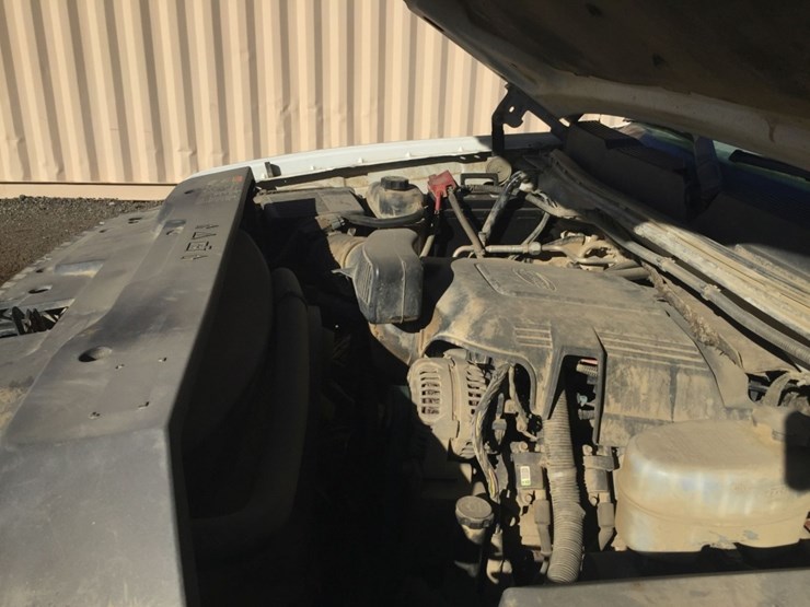 2011-chevrolet-2500hd-image-11