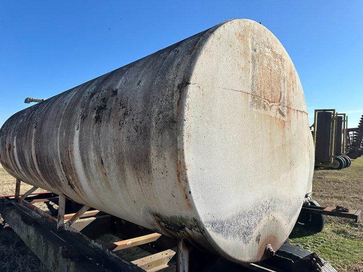 #35823-•-~1,000-gallon-fuel-wagon-image-15